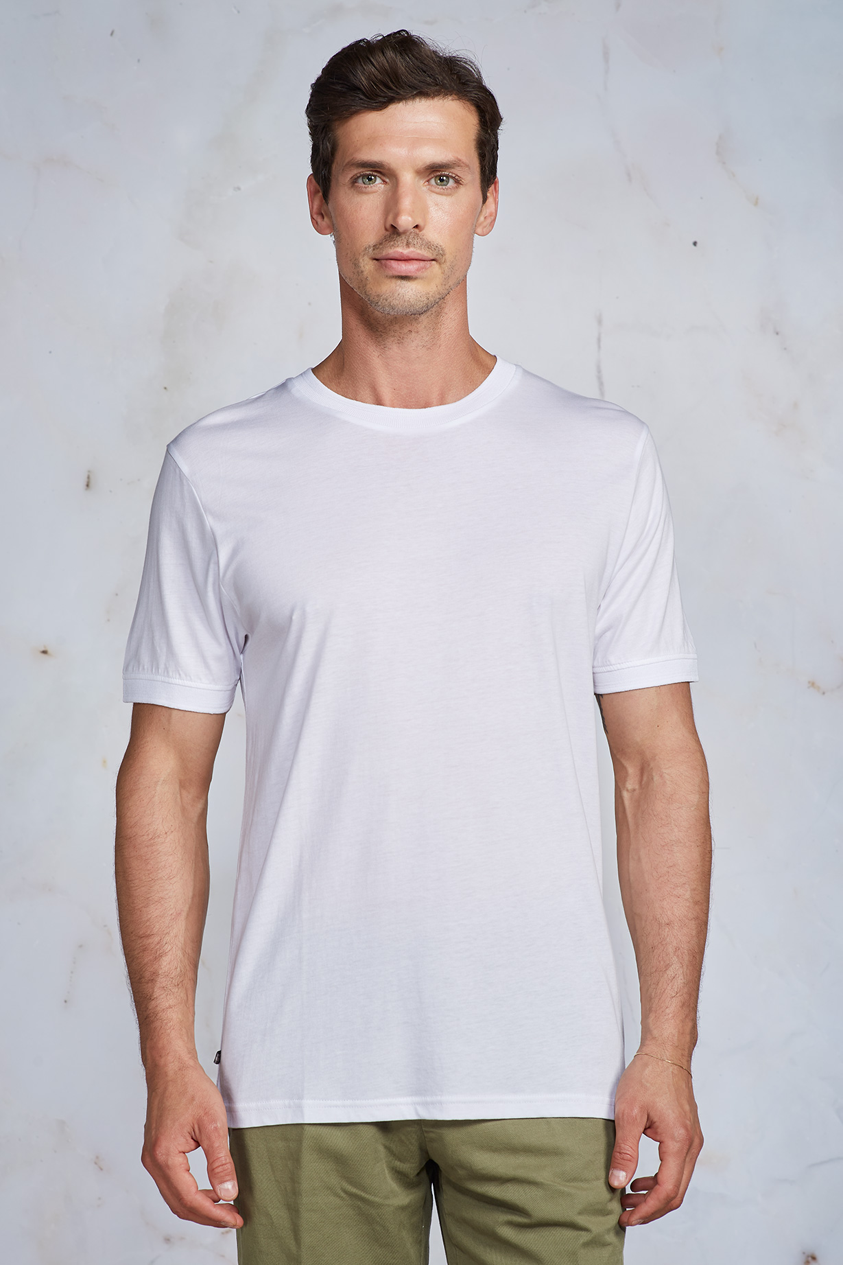 WHITE T-SHIRT WITH KNITTED COLLAR