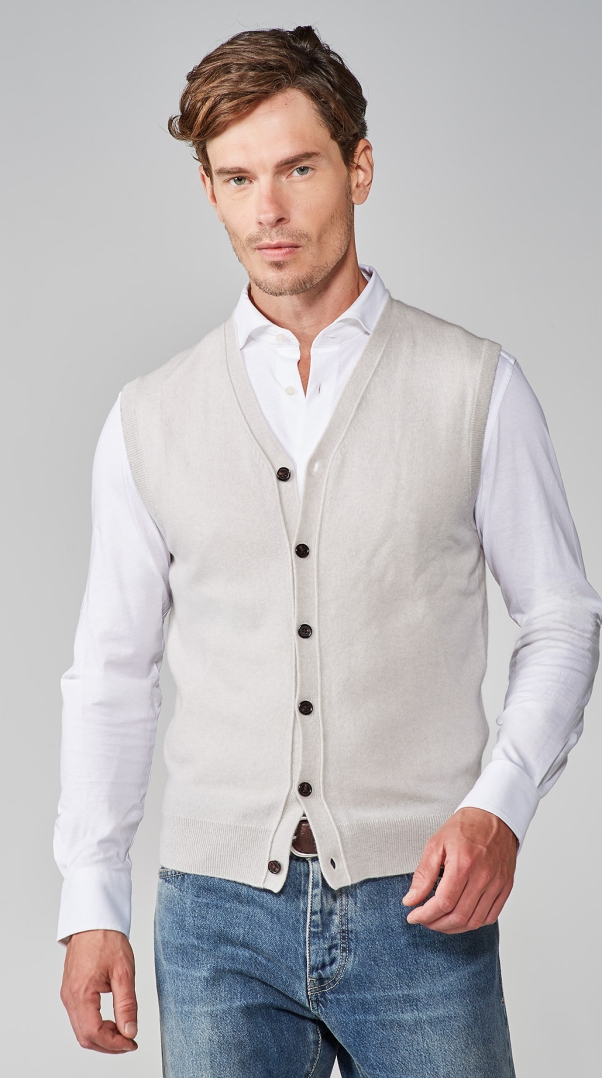 BUTTER CASHMERE BLEND KNITTED VEST WITH BUTTONS